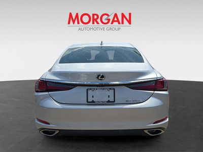 2021 Lexus ES - Photo 7