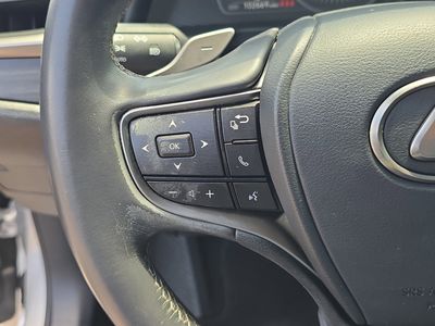 2021 Lexus ES - Photo 31