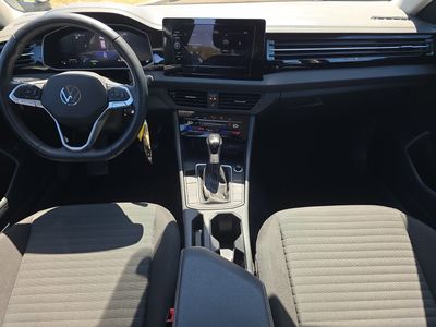 2025 Volkswagen Jetta - Photo 12