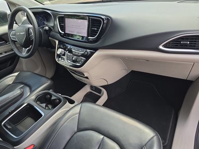 2023 Chrysler Pacifica - Photo 12