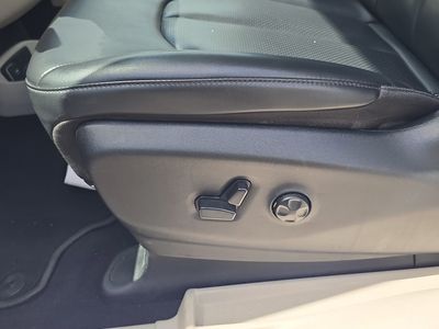 2023 Chrysler Pacifica - Photo 22