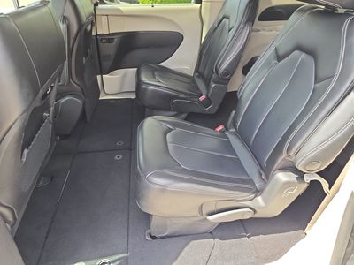2023 Chrysler Pacifica - Photo 17