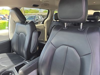 2023 Chrysler Pacifica - Photo 23