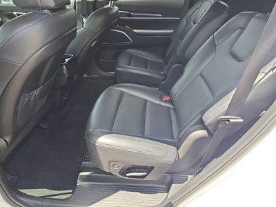 2025 Kia Telluride - Photo 17