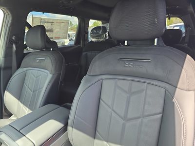 2027 Kia Telluride - Photo 22