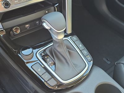 2026 Kia Seltos - Photo 25
