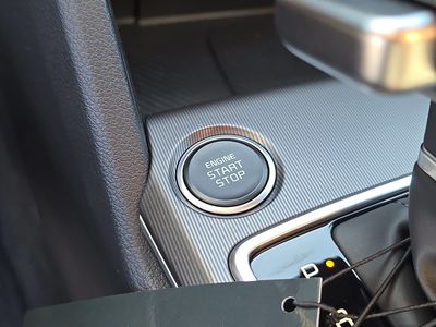 2026 Kia Sportage — photo 32 view