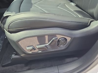 2027 Kia Telluride Hybrid - Photo 21