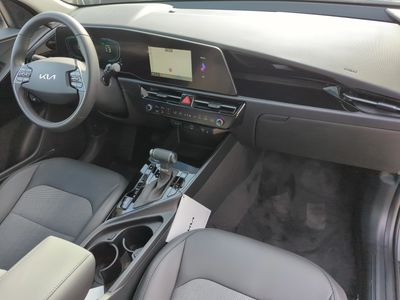2026 Kia Niro - Photo 14
