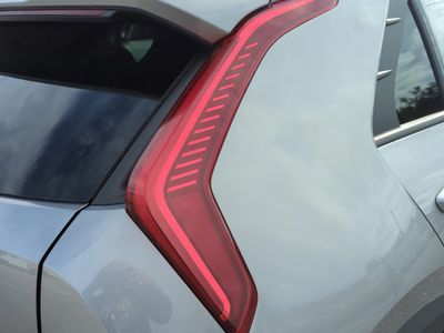 2026 Kia Niro - Photo 11