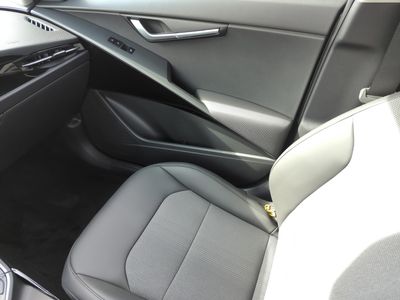 2026 Kia Niro - Photo 18