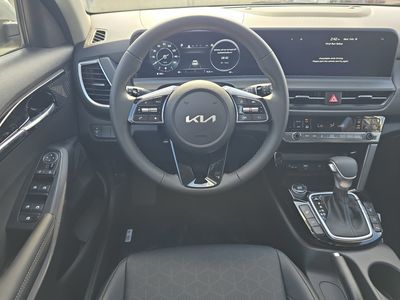 2026 Kia Seltos — photo 13 view