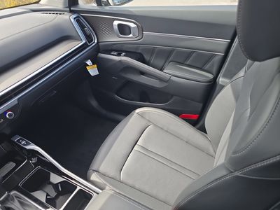 2026 Kia Sorento - Photo 16