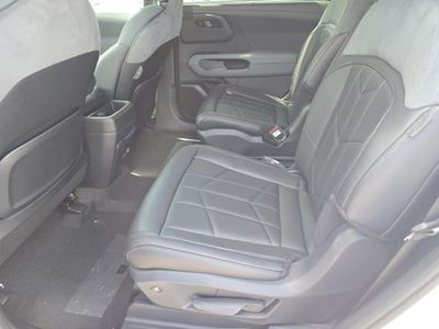 2027 Kia Telluride - Photo 17