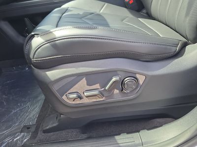2027 Kia Telluride - Photo 21