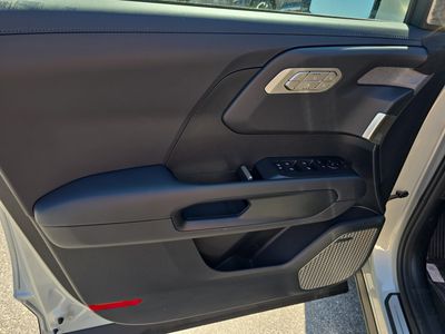 2027 Kia Telluride Hybrid - Photo 18