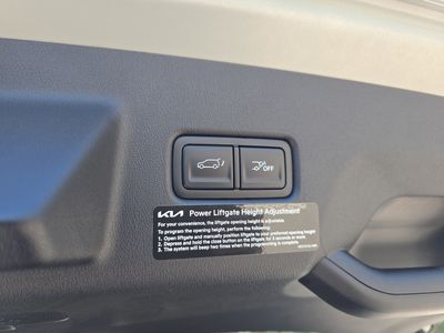 2027 Kia Telluride Hybrid - Photo 11