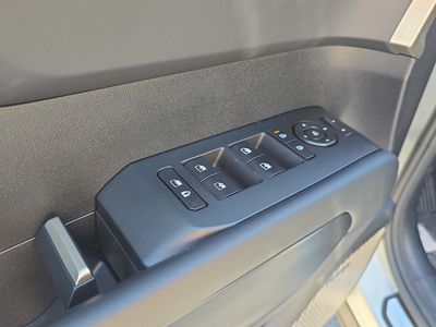 2027 Kia Telluride Hybrid - Photo 20