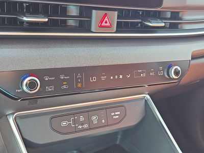 2026 Kia Carnival Hybrid — photo 26 view