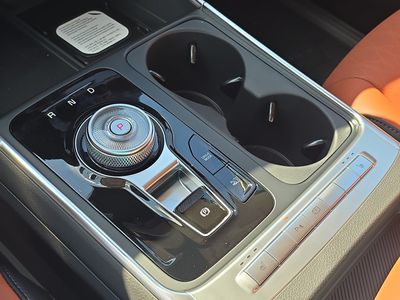 2026 Kia Carnival Hybrid — photo 27 view