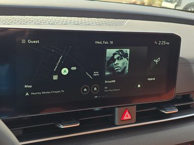 2026 Kia Carnival Hybrid — photo 24 view