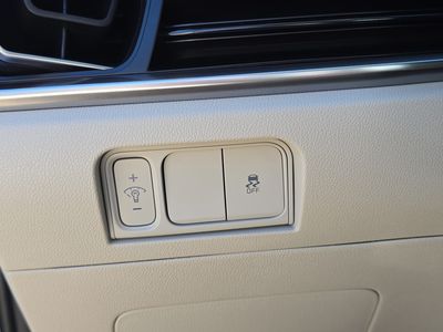 2026 Kia Sorento — photo 32 view