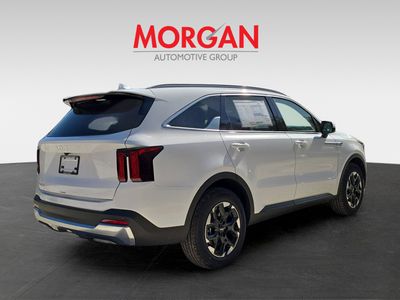 2026 Kia Sorento — photo 8 view