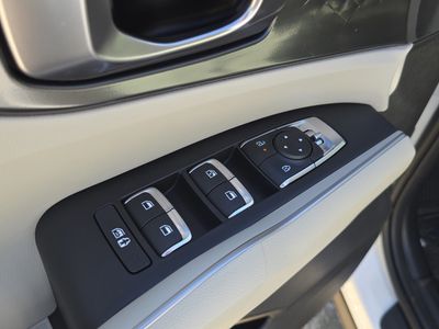 2026 Kia Sorento — photo 21 view