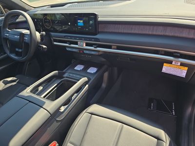 2027 Kia Telluride Hybrid - Photo 12