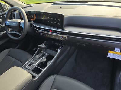 2026 Kia Sorento — photo 13 view
