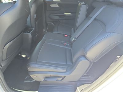 2027 Kia Telluride - Photo 16