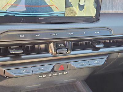 2027 Kia Telluride - Photo 25