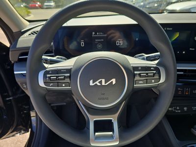 2026 Kia K5 — photo 27 view