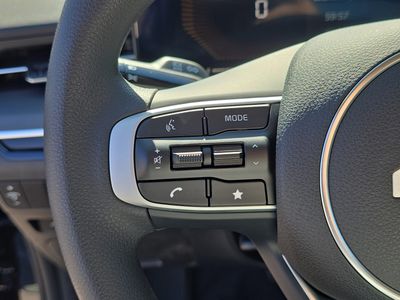 2026 Kia K5 — photo 28 view