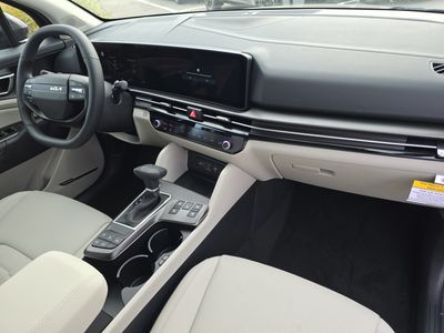 2026 Kia Sportage — photo 14 view