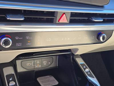 2026 Kia Sorento Hybrid - Photo 26