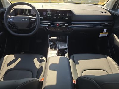 2026 Kia Sportage — photo 13 view