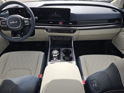 2026 Kia Carnival Hybrid - Photo 14