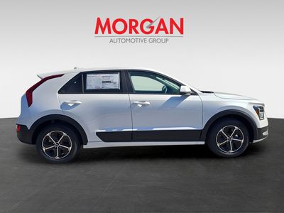 2026 Kia Niro - Photo 9