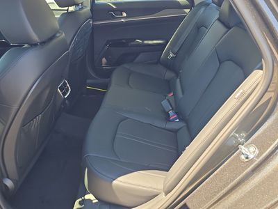 2026 Kia K5 - Photo 16