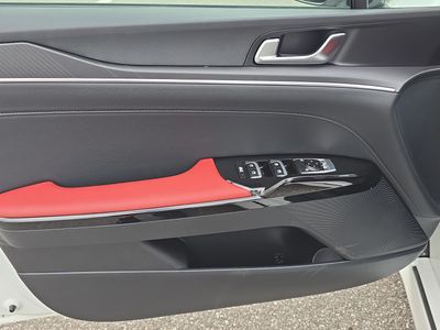 2026 Kia K5 - Photo 19