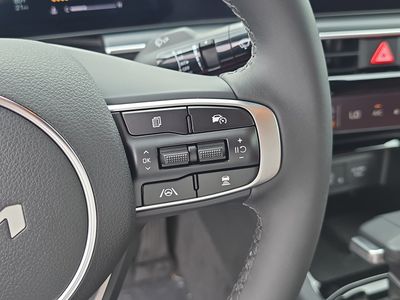 2026 Kia K5 - Photo 33