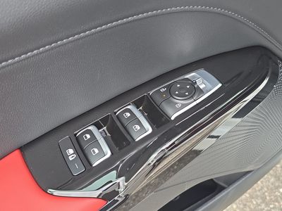 2026 Kia K5 - Photo 21