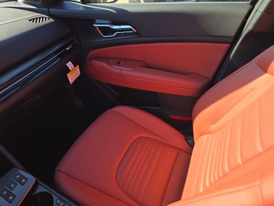 2026 Kia Sportage — photo 16 view