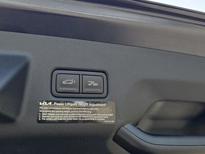 2027 Kia Telluride Hybrid - Photo 11