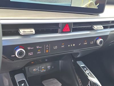 2026 Kia Sorento — photo 25 view