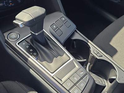 2026 Kia Sportage - Photo 25