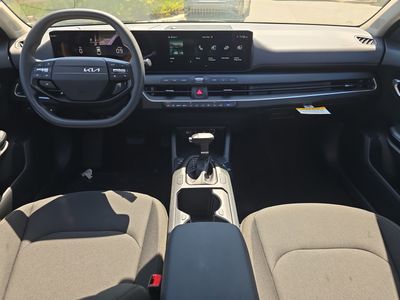 2026 Kia K4 - Photo 12