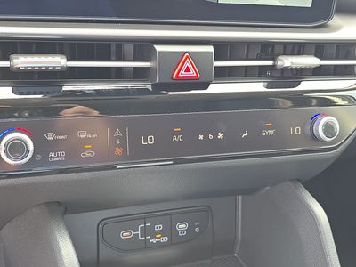 2026 Kia Sportage — photo 27 view