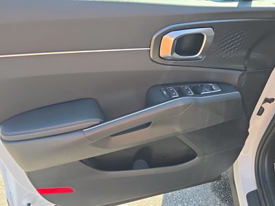 2026 Kia Sorento - Photo 16